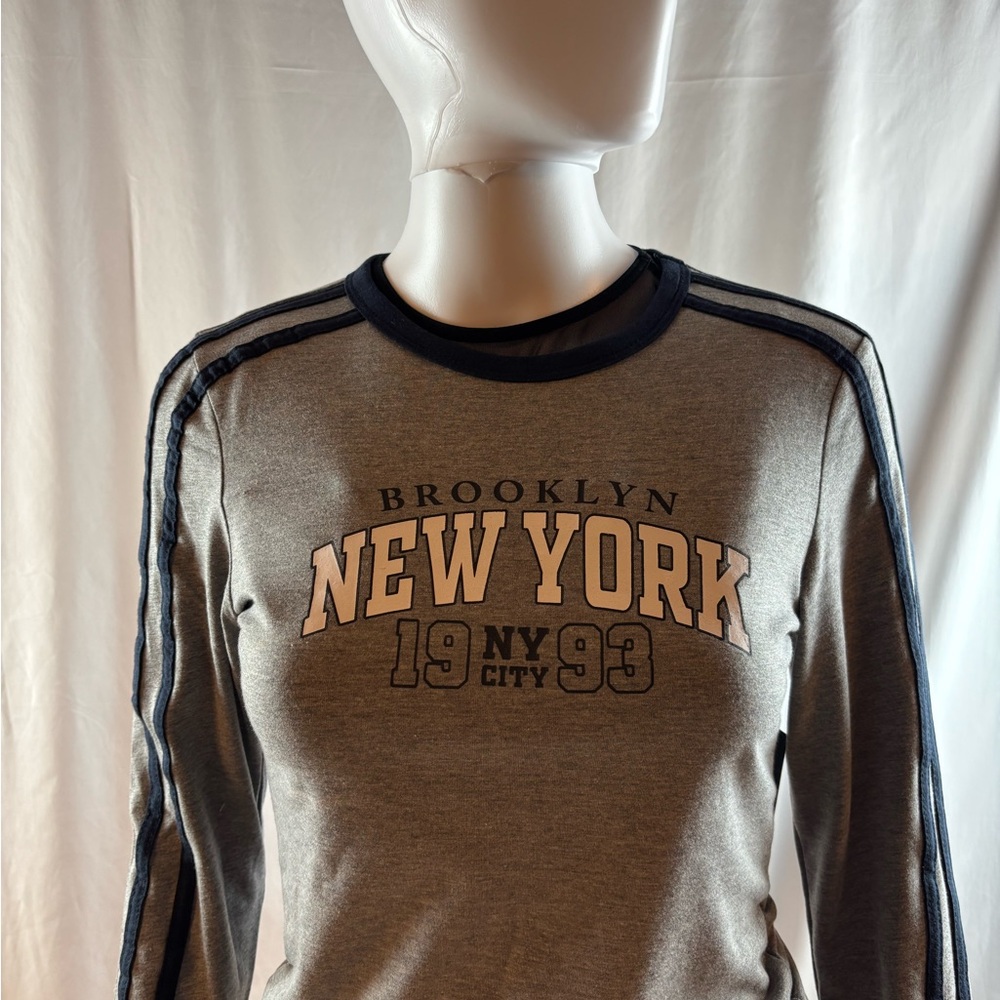 Justify Gray Brooklyn New York Graphic Sweatshirt